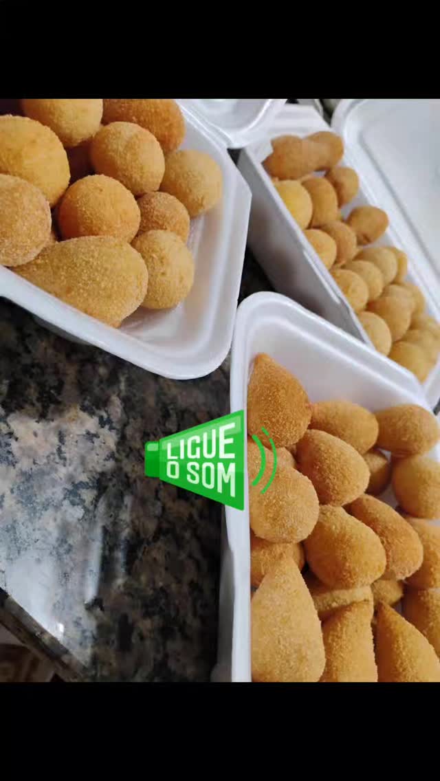 Salgadinhos da cozinha da Dinha